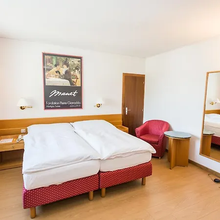 Du Rhone Hotel