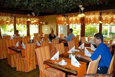 Du Rhone Hotel