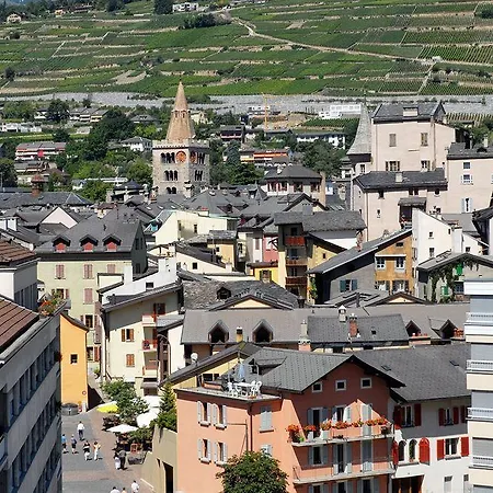 Du Rhone Hotel