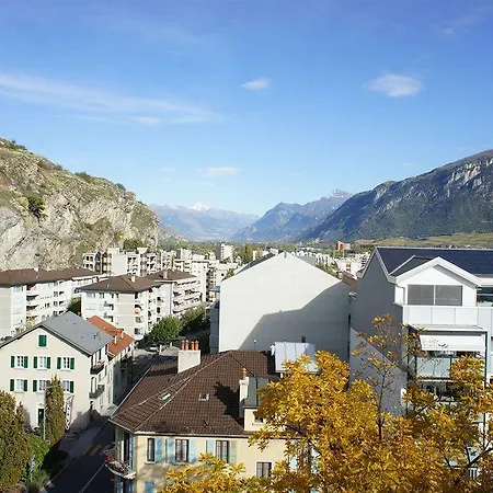 Du Rhone Hotel