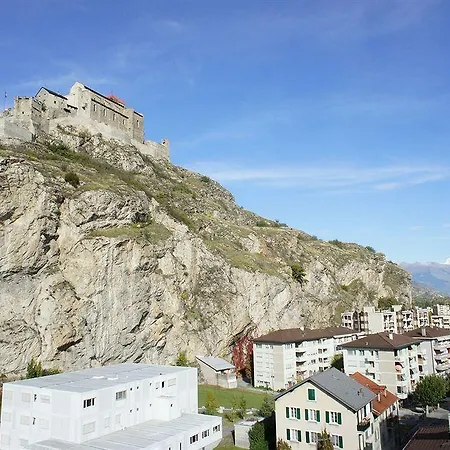 Du Rhone Hotel