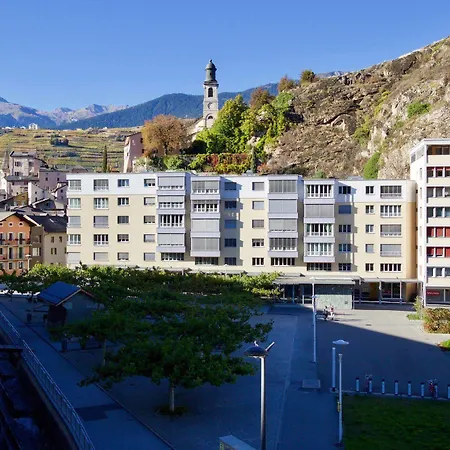 Du Rhone Hotel 3*