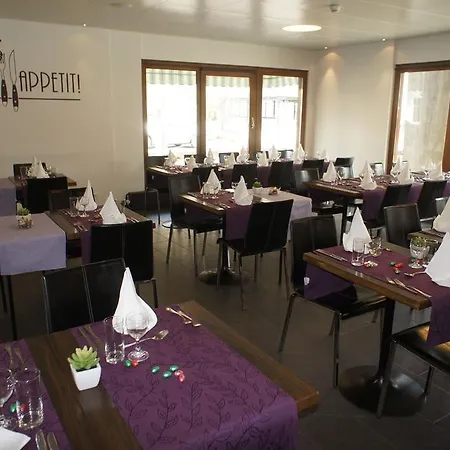 Du Rhone Hotel 3*