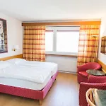 Du Rhone Hotel 3*