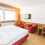 Du Rhone Hotel 3*