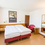 Du Rhone Hotel