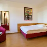 Du Rhone 3* Sion