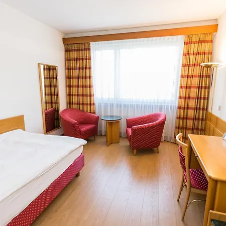 Otel Du Rhone 3*